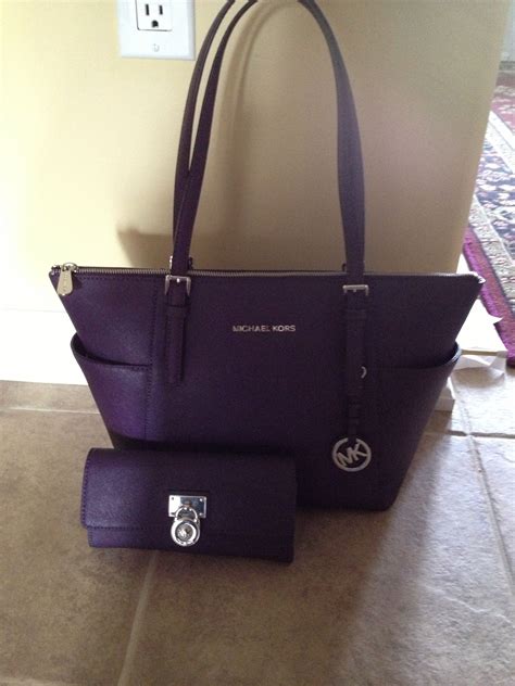 michael kors purple purse clearance.